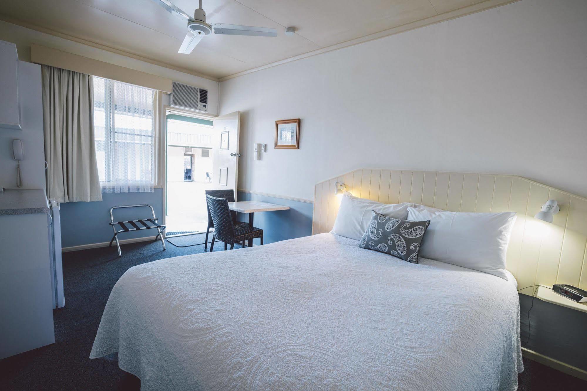 Boulevard Motel Stanthorpe Ngoại thất bức ảnh