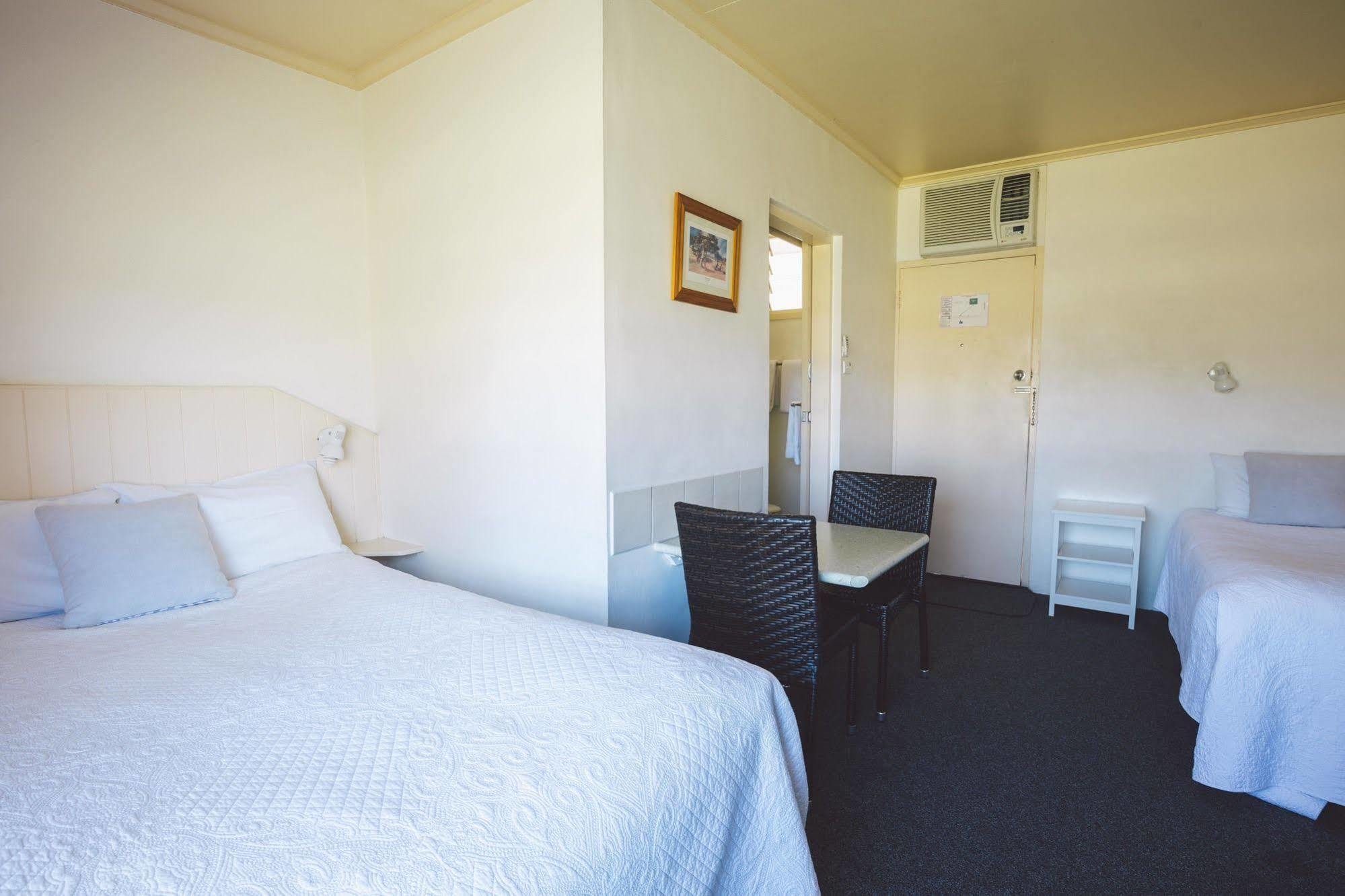 Boulevard Motel Stanthorpe Ngoại thất bức ảnh