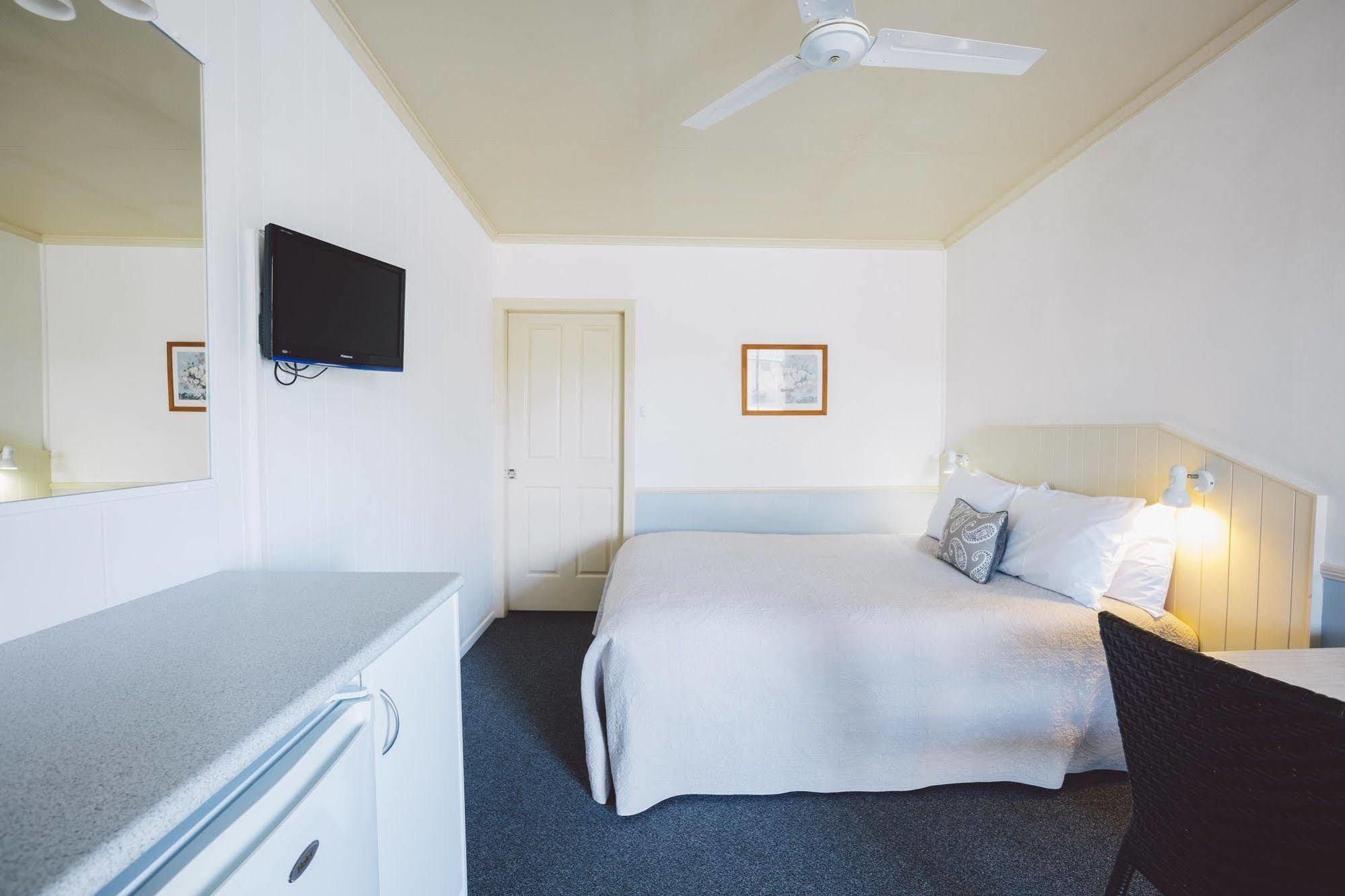 Boulevard Motel Stanthorpe Ngoại thất bức ảnh